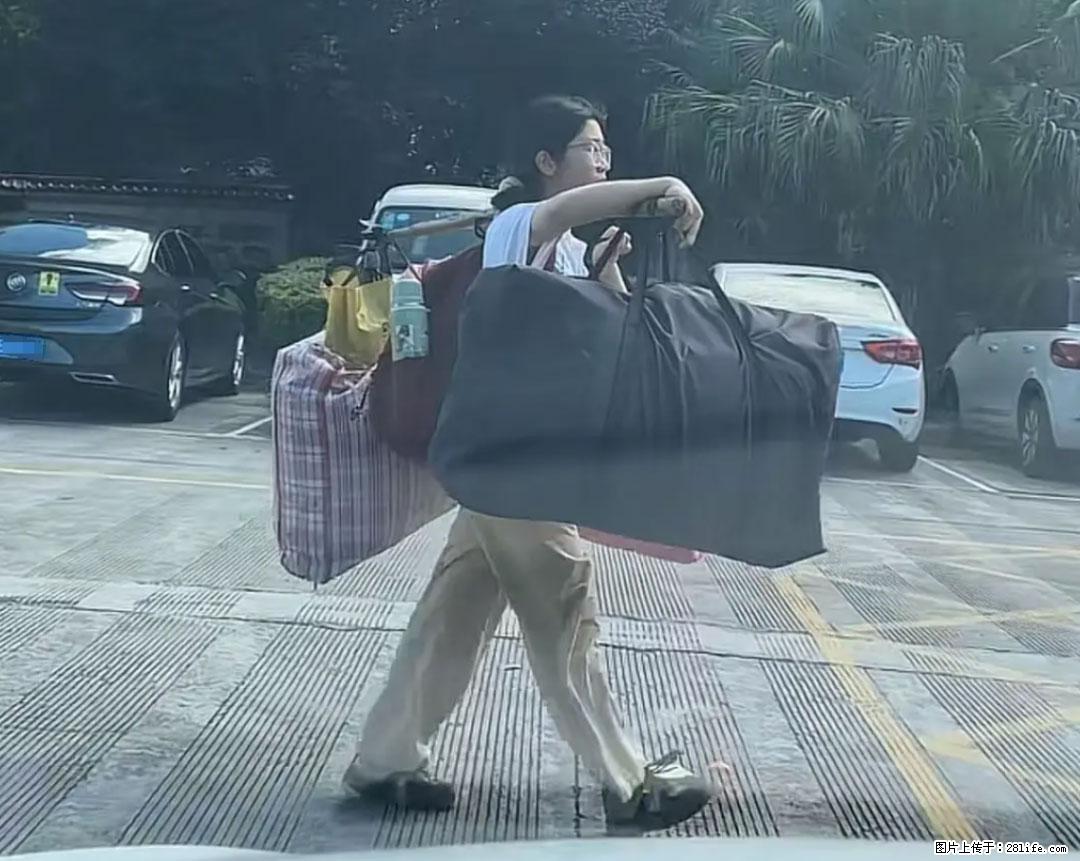 全网追的“扁担女孩”，找了一份暑假工，时薪12元 - 合肥生活资讯 - 合肥28生活网 hf.28life.net